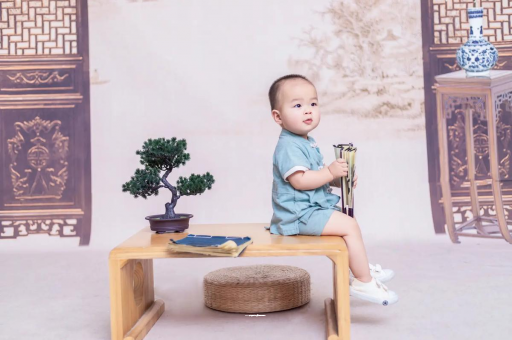 钟祥怀孕左侧卧还是右侧卧